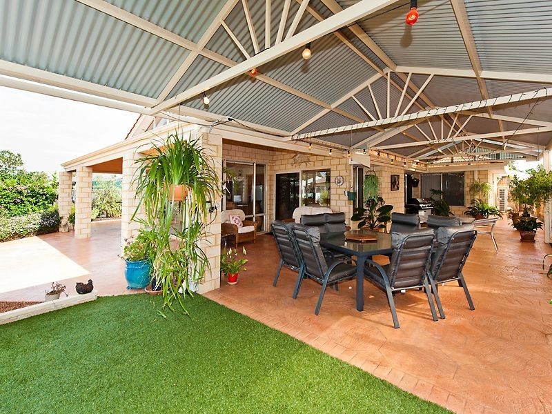 9 Riverina Avenue, Coodanup WA 6210