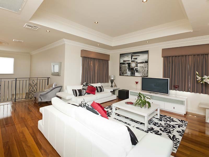 6 Condor Mews, Halls Head WA 6210