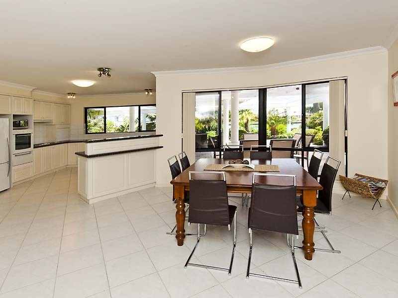 15 Fortescue Court, Dudley Park WA 6210