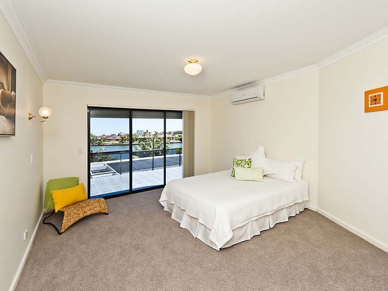 15 Fortescue Court, Dudley Park WA 6210