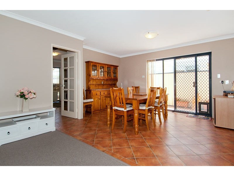 11 Heyerdahl Way, Dudley Park WA 6210