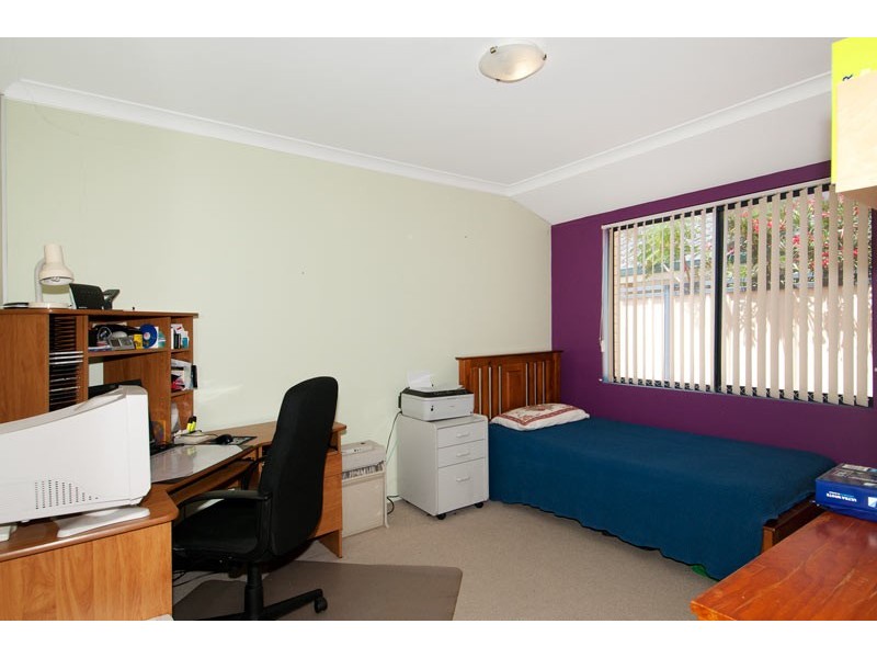 11 Heyerdahl Way, Dudley Park WA 6210