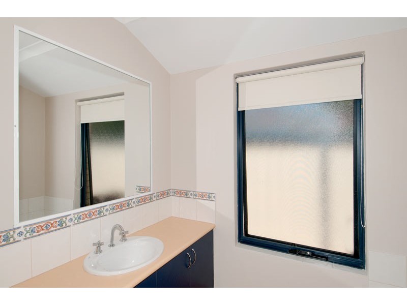 11 Heyerdahl Way, Dudley Park WA 6210