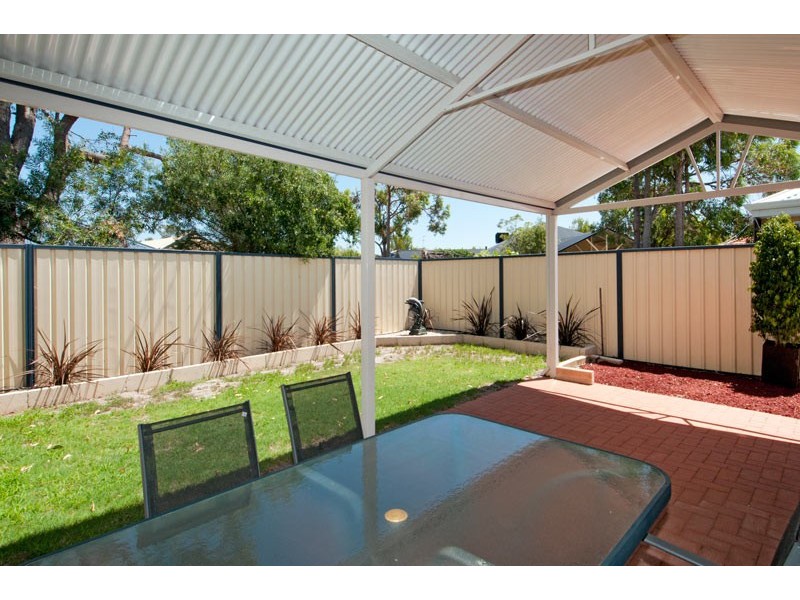 11 Heyerdahl Way, Dudley Park WA 6210