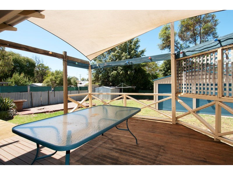 9 Lyelta Street, Falcon WA 6210