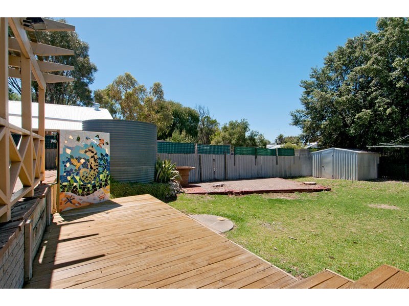 9 Lyelta Street, Falcon WA 6210