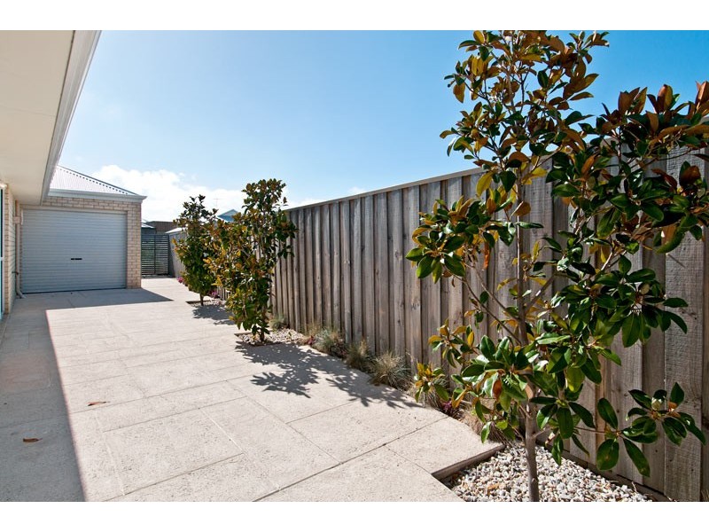 299 Peelwood Parade, Halls Head WA 6210