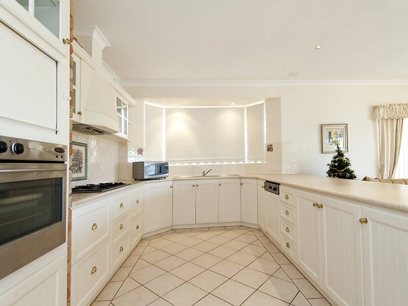 11 Delta Drive, South Yunderup WA 6208