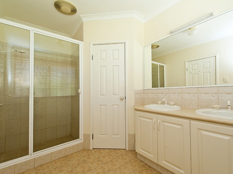 11 Delta Drive, South Yunderup WA 6208