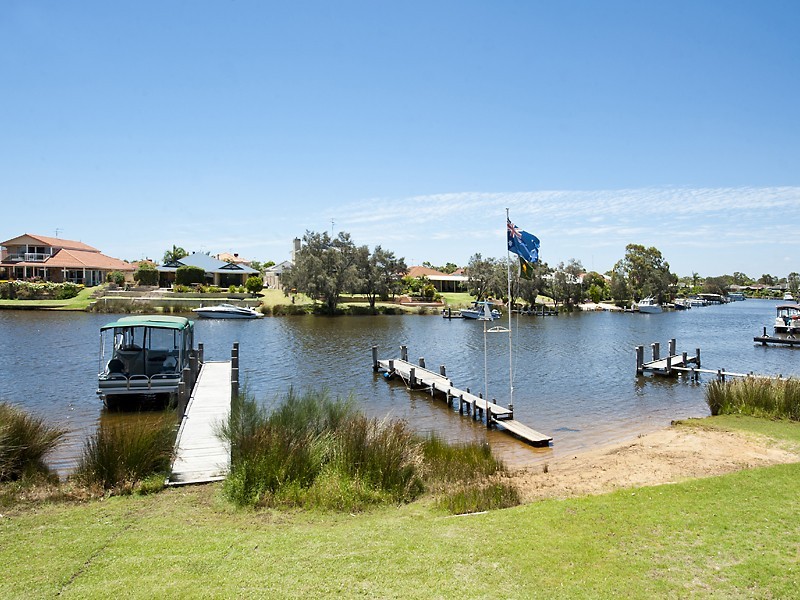 11 Delta Drive, South Yunderup WA 6208