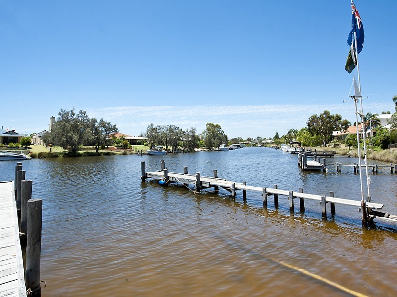 11 Delta Drive, South Yunderup WA 6208