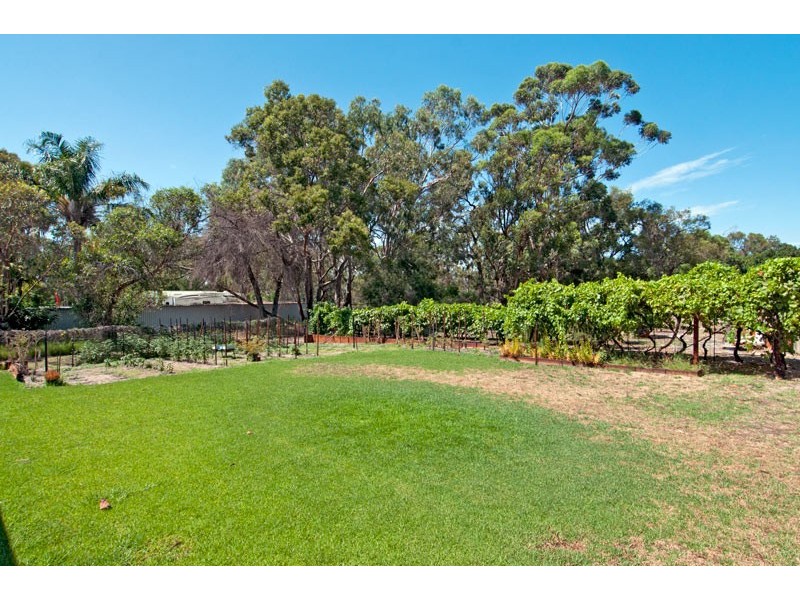828 Pinjarra Road, Furnissdale WA 6209
