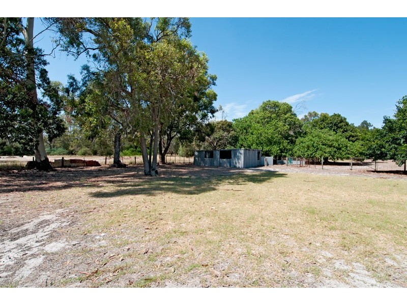 828 Pinjarra Road, Furnissdale WA 6209