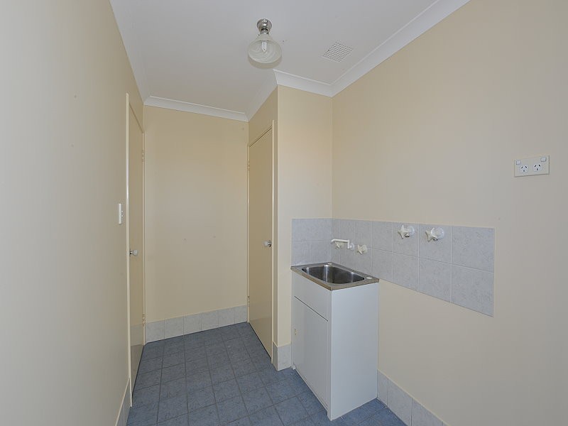 11 Aldenham Heights, Halls Head WA 6210