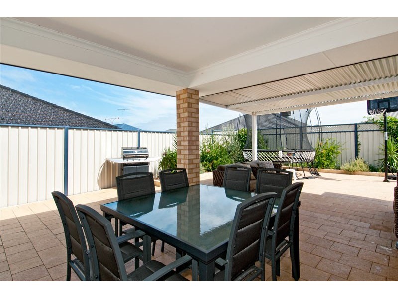 141 Pebble Beach Boulevard, Meadow Springs WA 6210