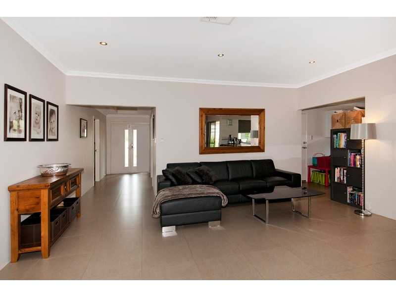 141 Pebble Beach Boulevard, Meadow Springs WA 6210