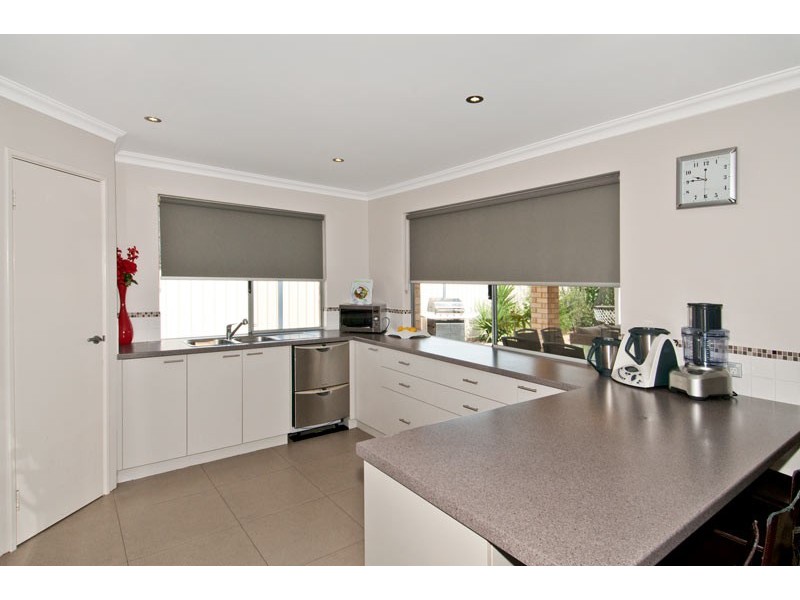 141 Pebble Beach Boulevard, Meadow Springs WA 6210