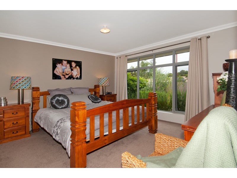 141 Pebble Beach Boulevard, Meadow Springs WA 6210