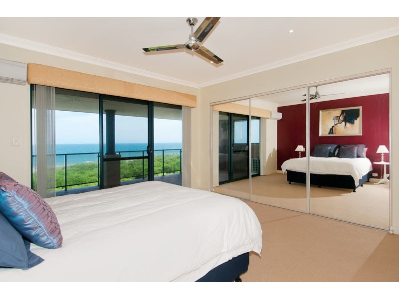 11 Sandy Cove, Halls Head WA 6210