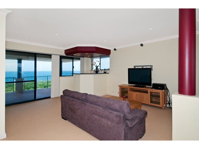 11 Sandy Cove, Halls Head WA 6210