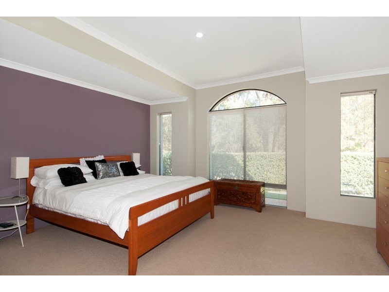 24 Portrush Parade, Meadow Springs WA 6210