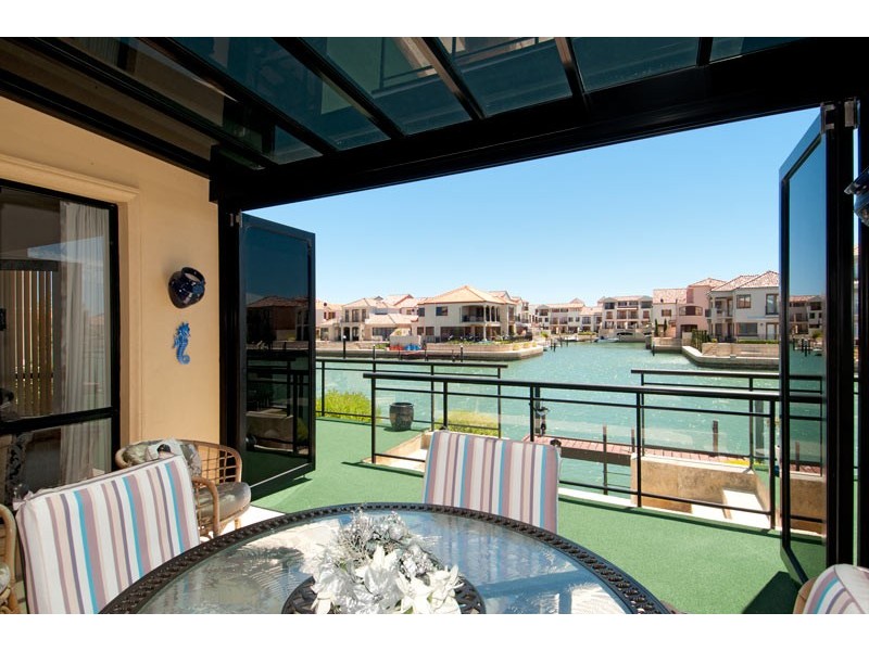 54 Batavia Avenue, Wannanup WA 6210