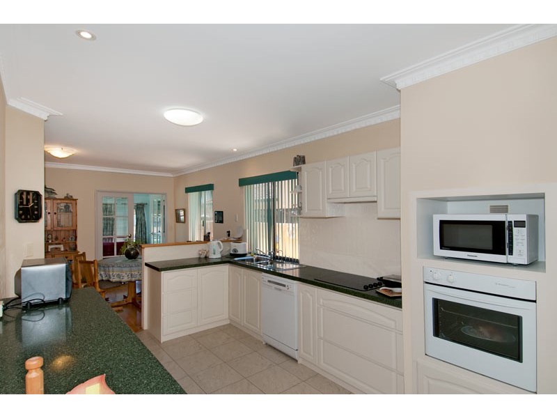 54 Batavia Avenue, Wannanup WA 6210