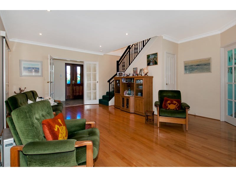 54 Batavia Avenue, Wannanup WA 6210