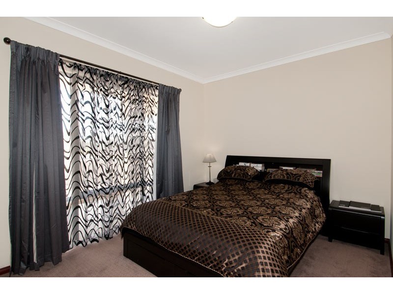 20 Tectona Way, Halls Head WA 6210