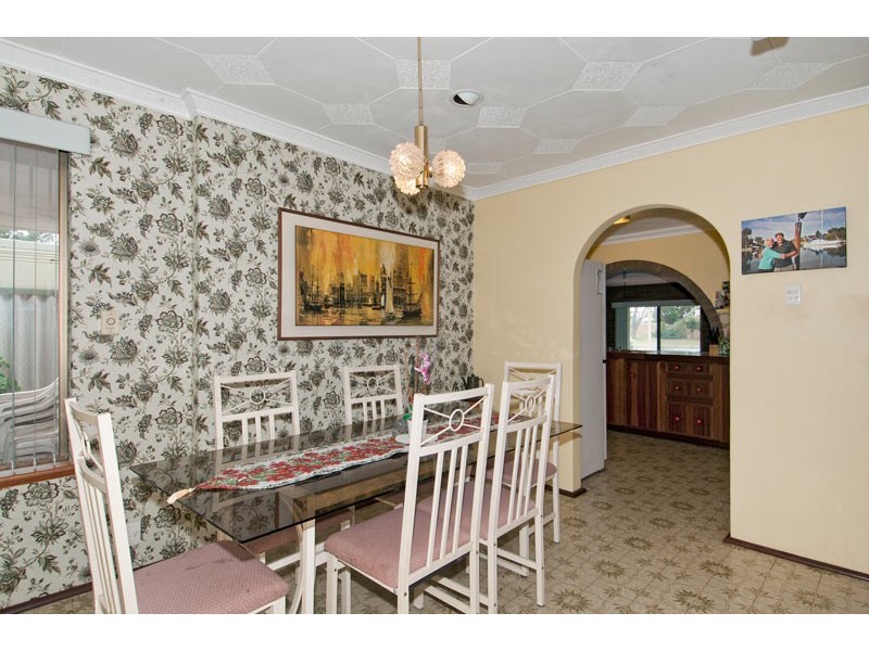 7 Allambi Way, South Yunderup WA 6208