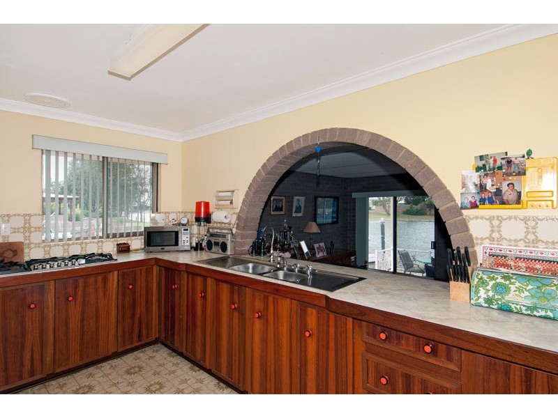 7 Allambi Way, South Yunderup WA 6208