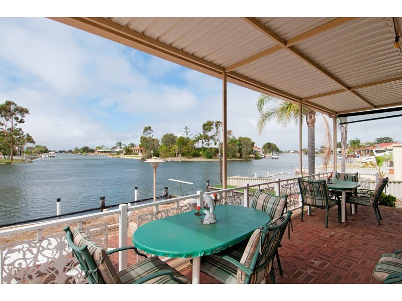 7 Allambi Way, South Yunderup WA 6208