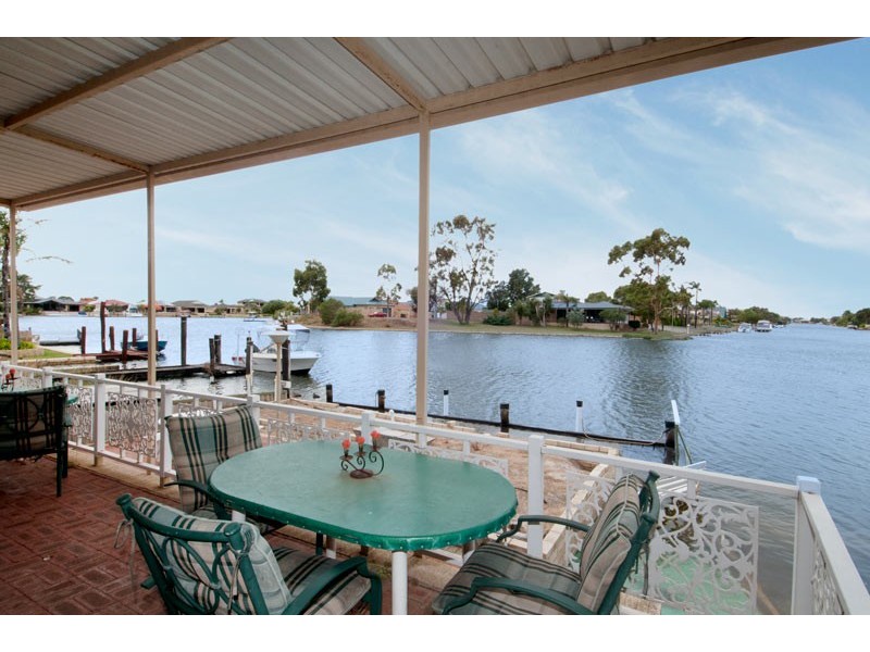 7 Allambi Way, South Yunderup WA 6208