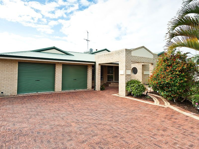 18 Allamanda Way, Halls Head WA 6210