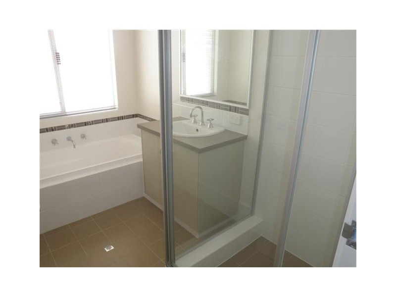 305 Pebblebeach Blvd, Meadow Springs WA 6210