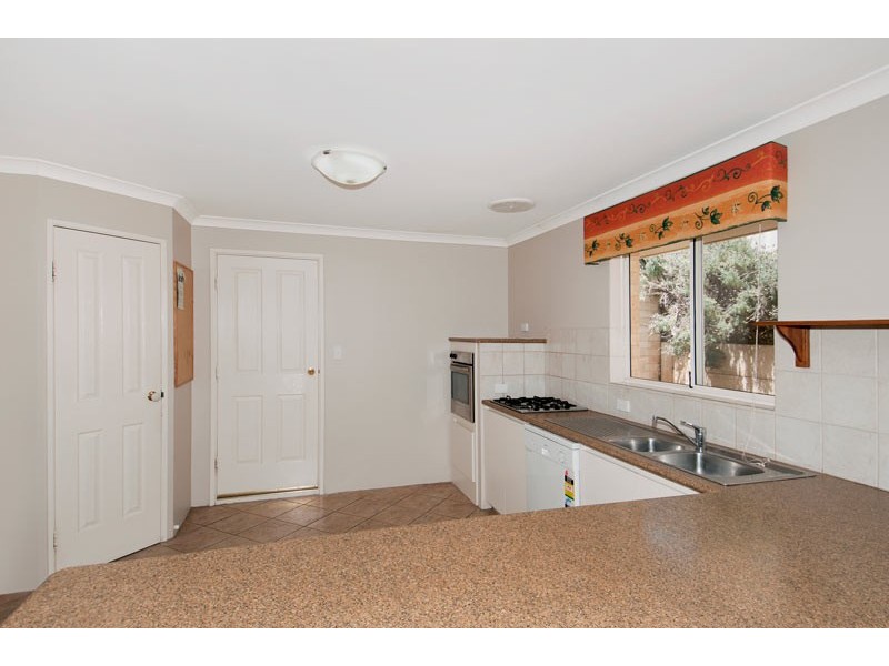 3 Howe Close, San Remo WA 6210