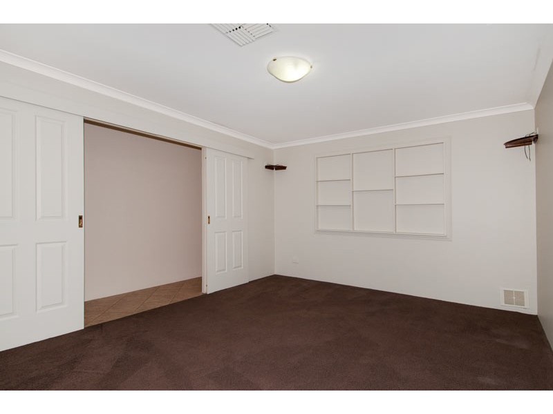 3 Howe Close, San Remo WA 6210