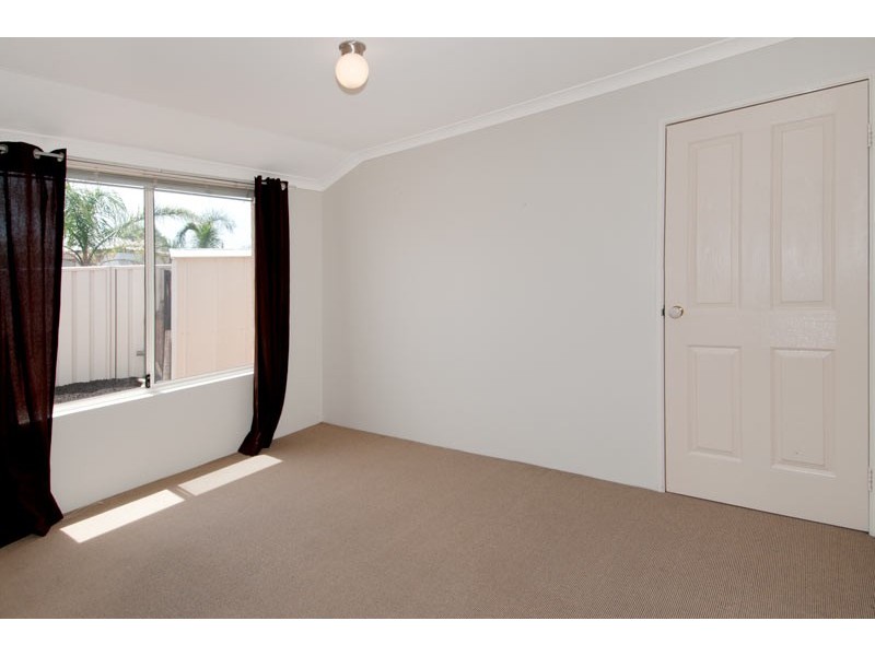 3 Howe Close, San Remo WA 6210