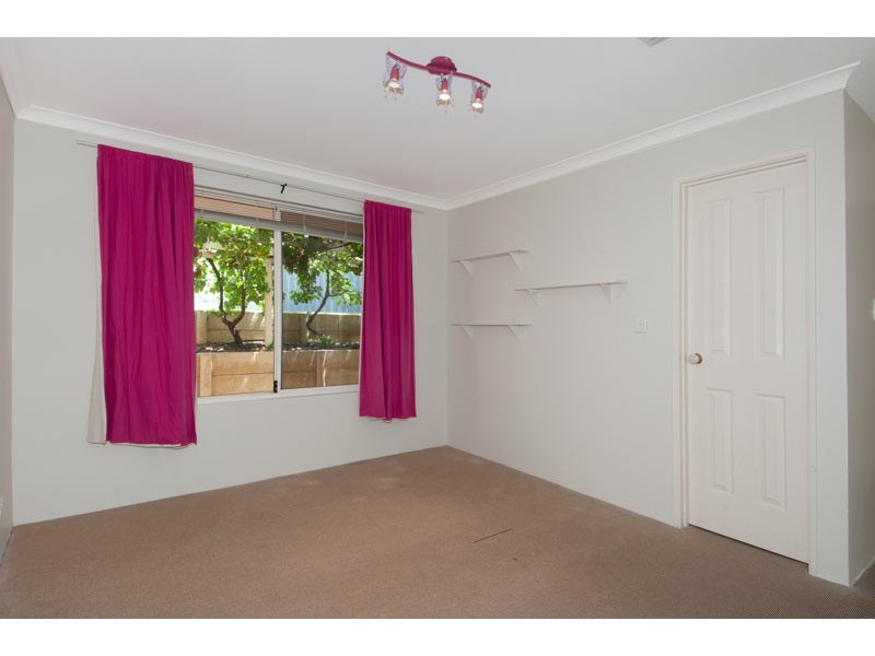 3 Howe Close, San Remo WA 6210