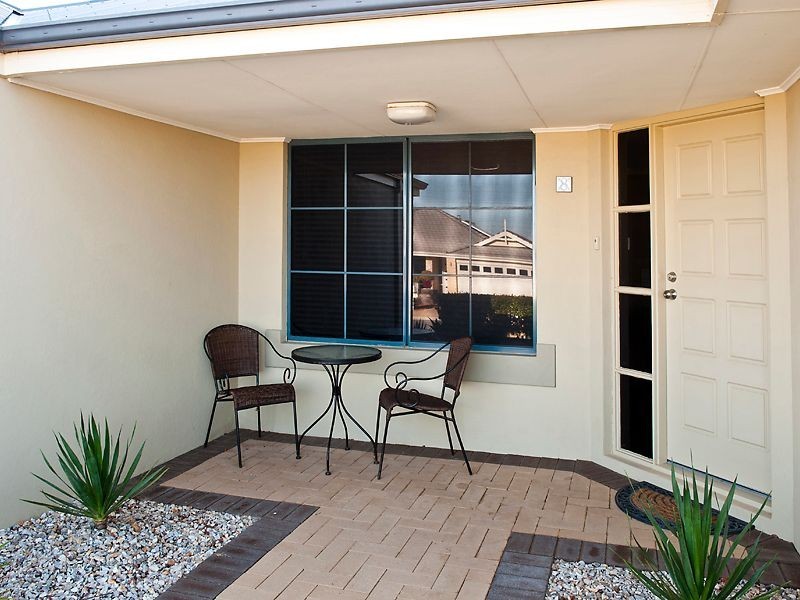 8 Salmon Gums Lane, Dawesville WA 6211