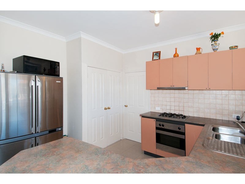 18 Santavea Mews, Halls Head WA 6210