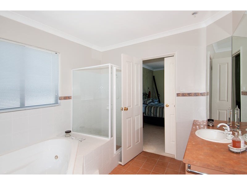 18 Santavea Mews, Halls Head WA 6210