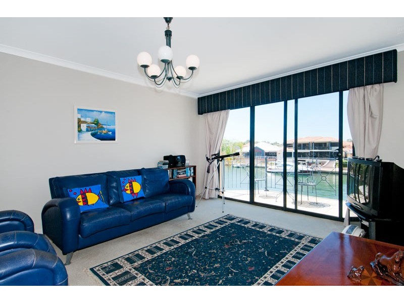 18 Santavea Mews, Halls Head WA 6210