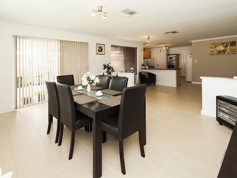 4 Mystery Way, Dudley Park WA 6210