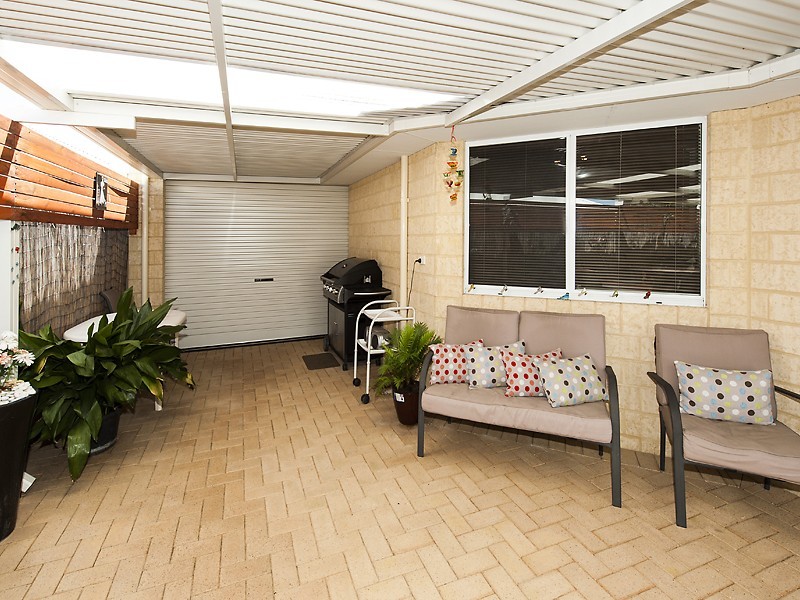 4 Mystery Way, Dudley Park WA 6210