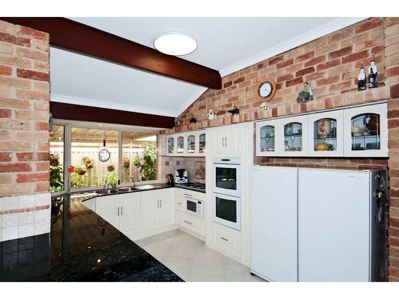 4 Coffey Street, Singleton WA 6175