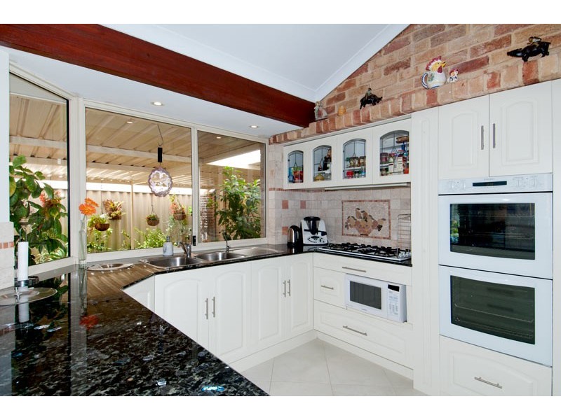 4 Coffey Street, Singleton WA 6175