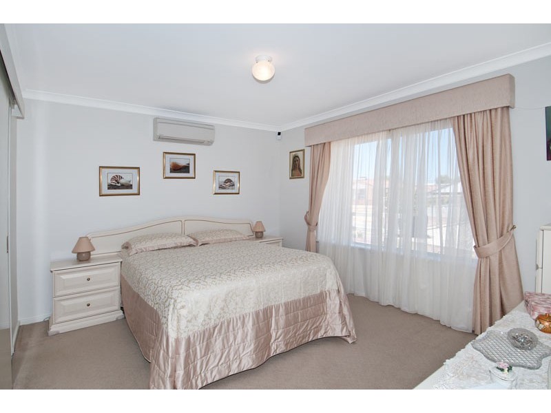 4 Coffey Street, Singleton WA 6175