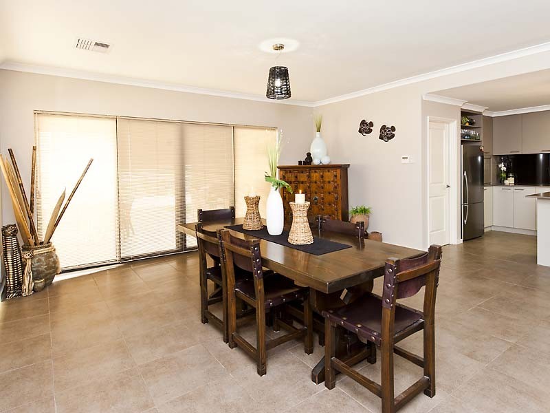 7 Conch Way, Wannanup WA 6210