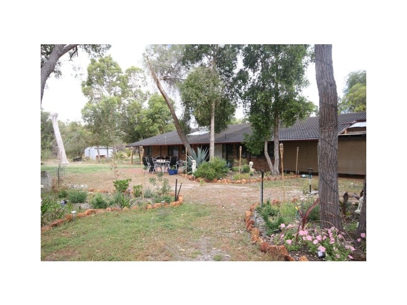 30 Dunkerton Road, Barragup WA 6209